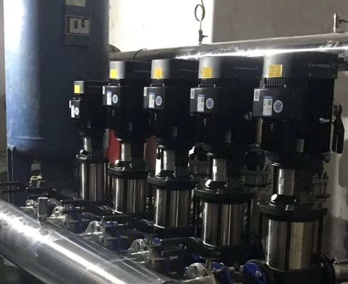變頻恒壓供水設(shè)備如何解決學(xué)校二次供水問題？